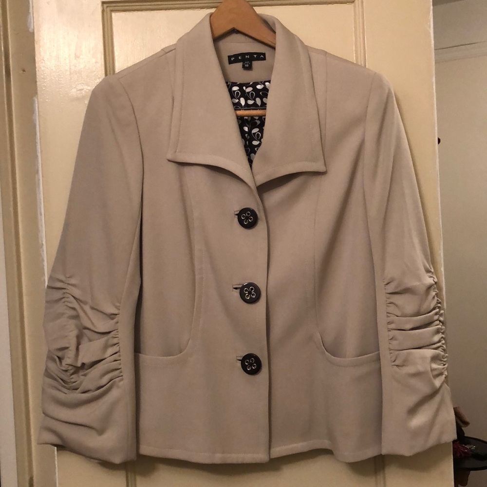 Penta jacket
